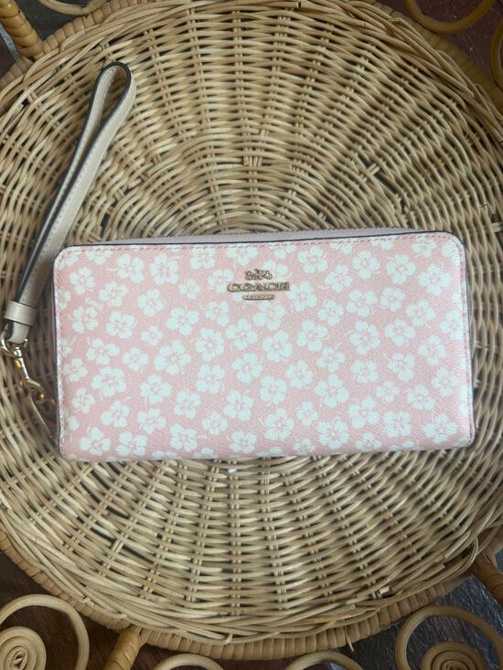 Coach Handbags - Coach Floral Light Pink Zip Around Wallet